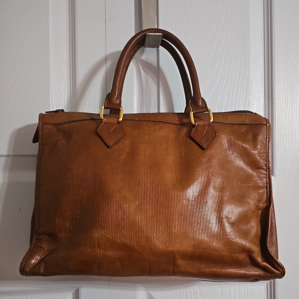 Fendi Auth Vintage Shoulder Bag
